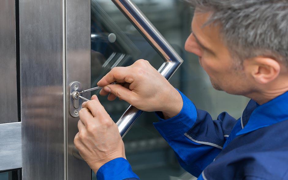 comment changer une serrure de porte d'entrée Montmagny